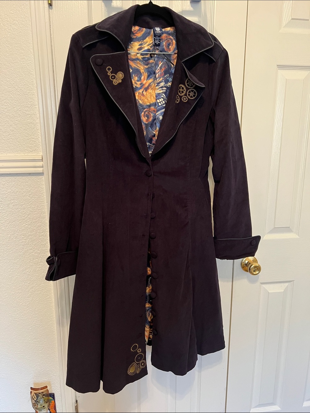 Hot Topic Doctor Who Trench Coat